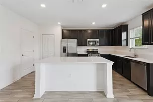 33622 Sky Blossom Cir, Leesburg, FL 34788 - Photo 13
