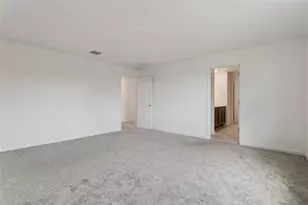 33622 Sky Blossom Cir, Leesburg, FL 34788 - Photo 23