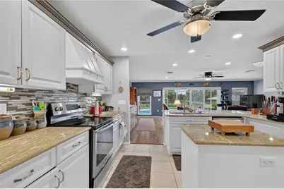 5516 E Harbor Drive, Fruitland Park, FL 34731 - Photo 15