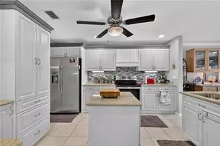 5516 E Harbor Dr, Fruitland Park, FL 34731 - Photo 13
