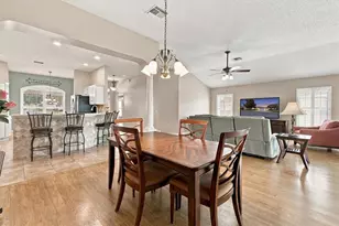 2314 Callaway Dr, The Villages, FL 32162 - Photo 3