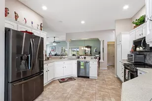 2314 Callaway Dr, The Villages, FL 32162 - Photo 9