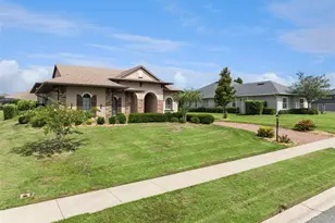 39513 Hillrise Ln, Lady Lake, FL 32159 - Photo 49