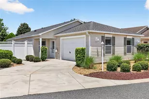 1933 Fiddlewood Pl, The Villages, FL 32162 - Photo 3