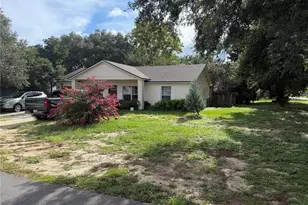10 Berry Dr, Mascotte, FL 34753 - Photo 1