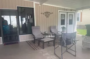 112 Lyonia Ln, Wildwood, FL 34785 - Photo 3