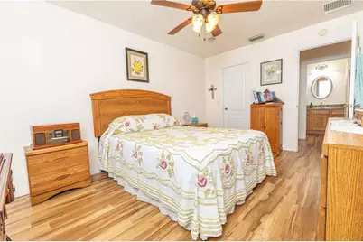 2706 Morven Park Way, The Villages, FL 32162 - Photo 11