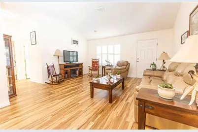 2706 Morven Park Way, The Villages, FL 32162 - Photo 3