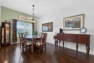 370 Carriage Ln, Lady Lake, FL 32159 - Photo 7
