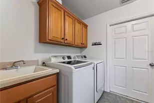 370 Carriage Ln, Lady Lake, FL 32159 - Photo 27