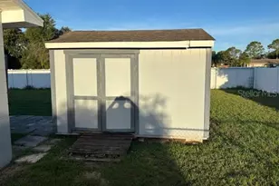 13233 Grand Terrace Dr, Grand Island, FL 32735 - Photo 11
