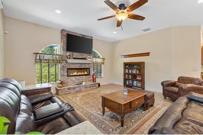4307 Serene Circle, Fruitland Park, FL 34731 - Photo 23