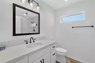 1986 Oppenheimer Ct, The Villages, FL 34762 - Photo 31