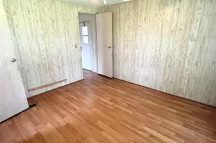 5562 Lansing Dr, Wildwood, FL 34785 - Photo 5