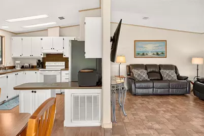 1712 W Schwartz Boulevard, The Villages, FL 32159 - Photo 23