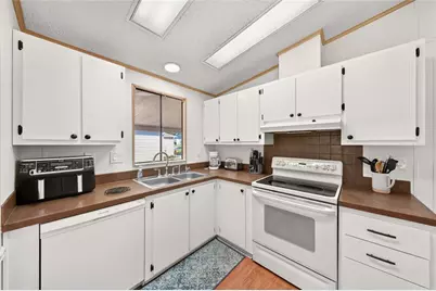 1712 W Schwartz Boulevard, The Villages, FL 32159 - Photo 27
