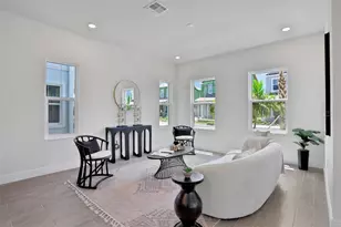 9124 Walcott Ln, Lakewood Ranch, FL 34240 - Photo 3