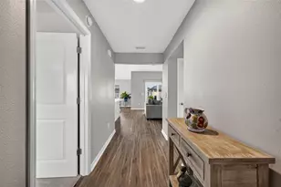 7686 Woodley Ter, The Villages, FL 34762 - Photo 5