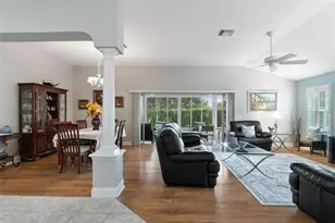 490 Little River Path, The Villages, FL 32162 - Photo 5
