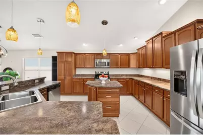 628 Bermudez Court, The Villages, FL 32162 - Photo 35