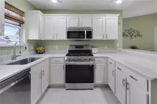 3448 Jacona Pl, The Villages, FL 32162 - Photo 31