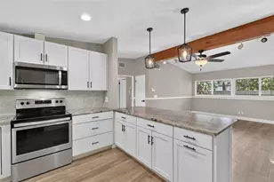 2434 Trace Ave, Belle Isle, FL 32809 - Photo 11