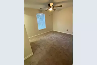 803 E Hazzard Avenue, Eustis, FL 32726 - Photo 11