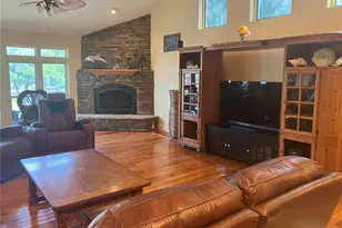 5361 Circle Dr, Weeki Wachee, FL 34607 - Photo 5