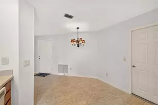 1049 Jackson St, The Villages, FL 32162 - Photo 11