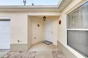 1049 Jackson St, The Villages, FL 32162 - Photo 5