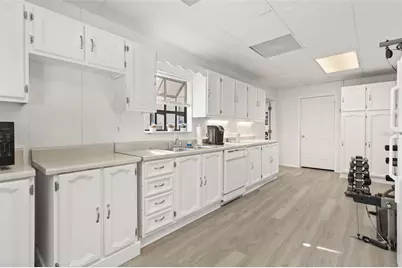 305 N Sinclair Avenue, Tavares, FL 32778 - Photo 21