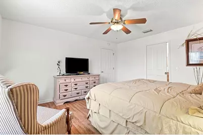 3425 Carbondale Court, The Villages, FL 32162 - Photo 17