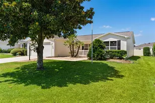 17766 SE 91st Poplar Terrace, The Villages, FL 32162 - Photo 3