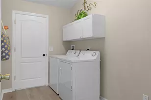 17766 SE 91st Poplar Terrace, The Villages, FL 32162 - Photo 27