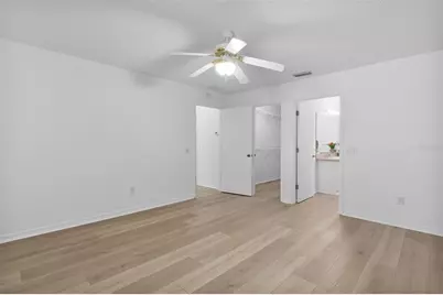 17766 SE 91st Poplar Ter, The Villages, FL 32162 - Photo 11