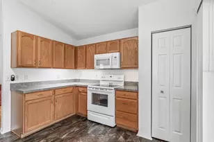 11137 SE 174th Loop, Summerfield, FL 34491 - Photo 19
