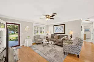 1218 Santos Pl, The Villages, FL 32159 - Photo 9