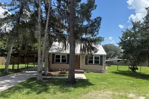 937 County Rd 481 W, Lake Panasoffkee, FL 33538 - Photo 9
