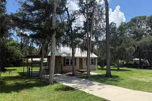 937 County Rd 481 W, Lake Panasoffkee, FL 33538 - Photo 5