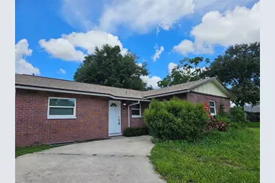 6092 Burch Street N, Saint Petersburg, FL 33709 - Photo 1