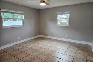 6092 Burch St N, Saint Petersburg, FL 33709 - Photo 9