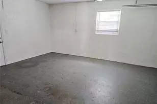6092 Burch St N, Saint Petersburg, FL 33709 - Photo 15