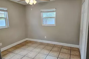 6092 Burch St N, Saint Petersburg, FL 33709 - Photo 13
