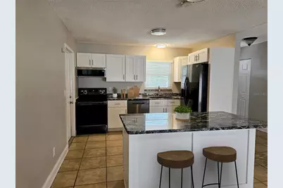 6092 Burch Street N, Saint Petersburg, FL 33709 - Photo 5