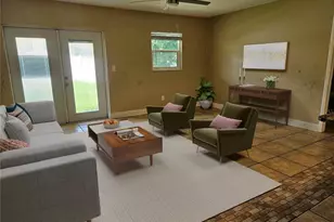 6092 Burch St N, Saint Petersburg, FL 33709 - Photo 3