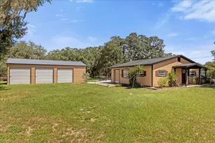 14043 Tennessee Ave, Astatula, FL 34705 - Photo 3