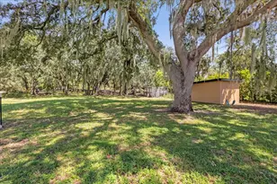 14043 Tennessee Ave, Astatula, FL 34705 - Photo 31