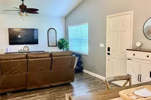 25912 Eufaula Way, Mount Plymouth, FL 32776 - Photo 9
