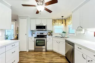 1108 Nassau Cir, Tavares, FL 32778 - Photo 21