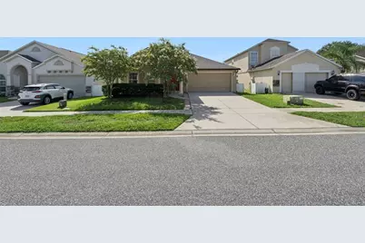 324 Red Kite Drive, Groveland, FL 34736 - Photo 5
